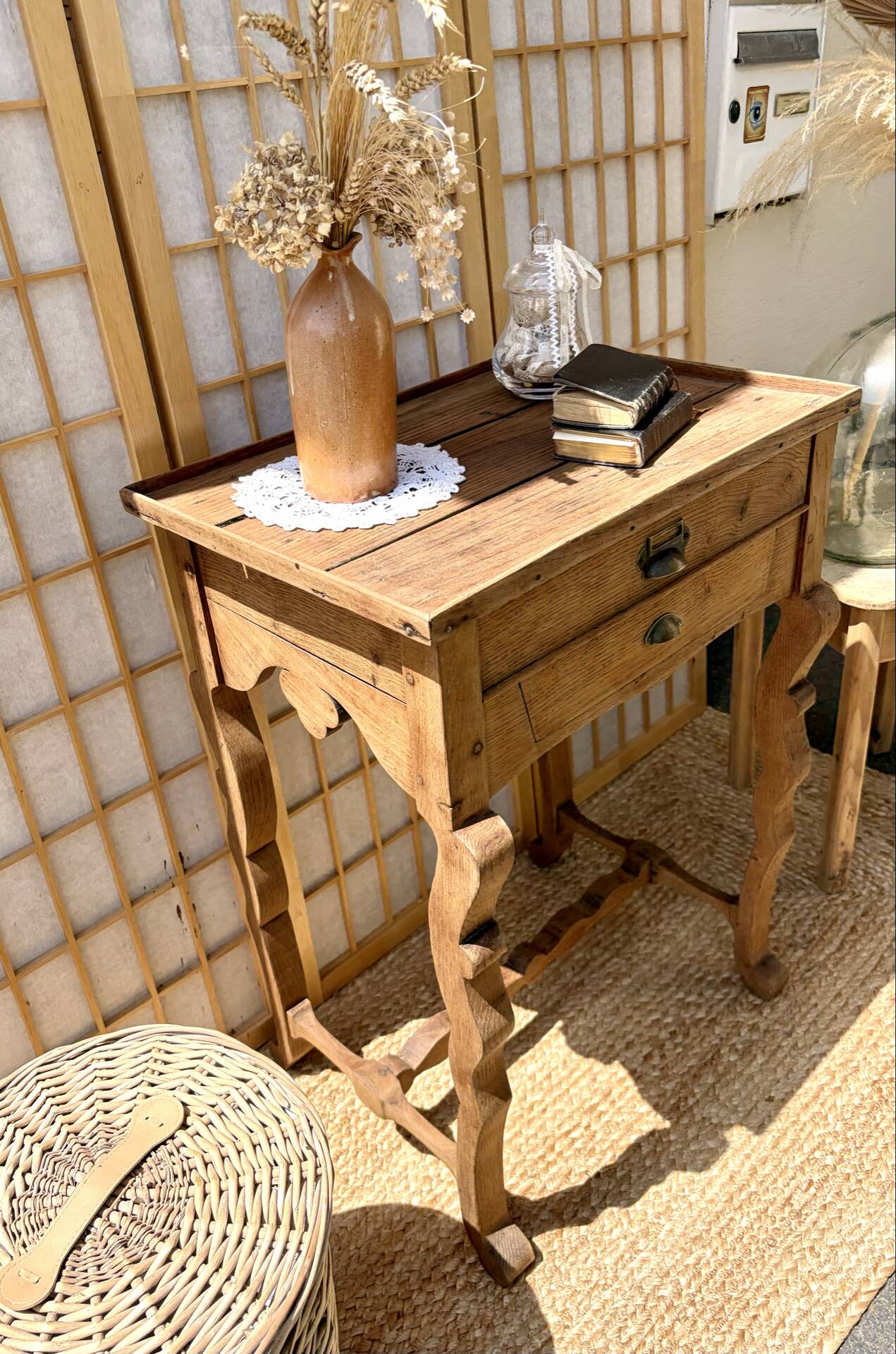 Travailleuse en bois
