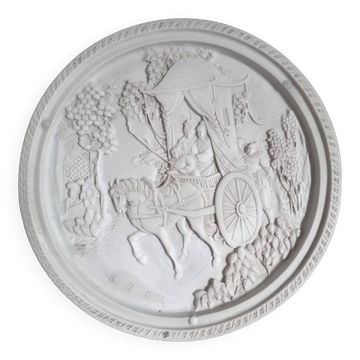Large Chinese resin dish, sculpted motifs, signed