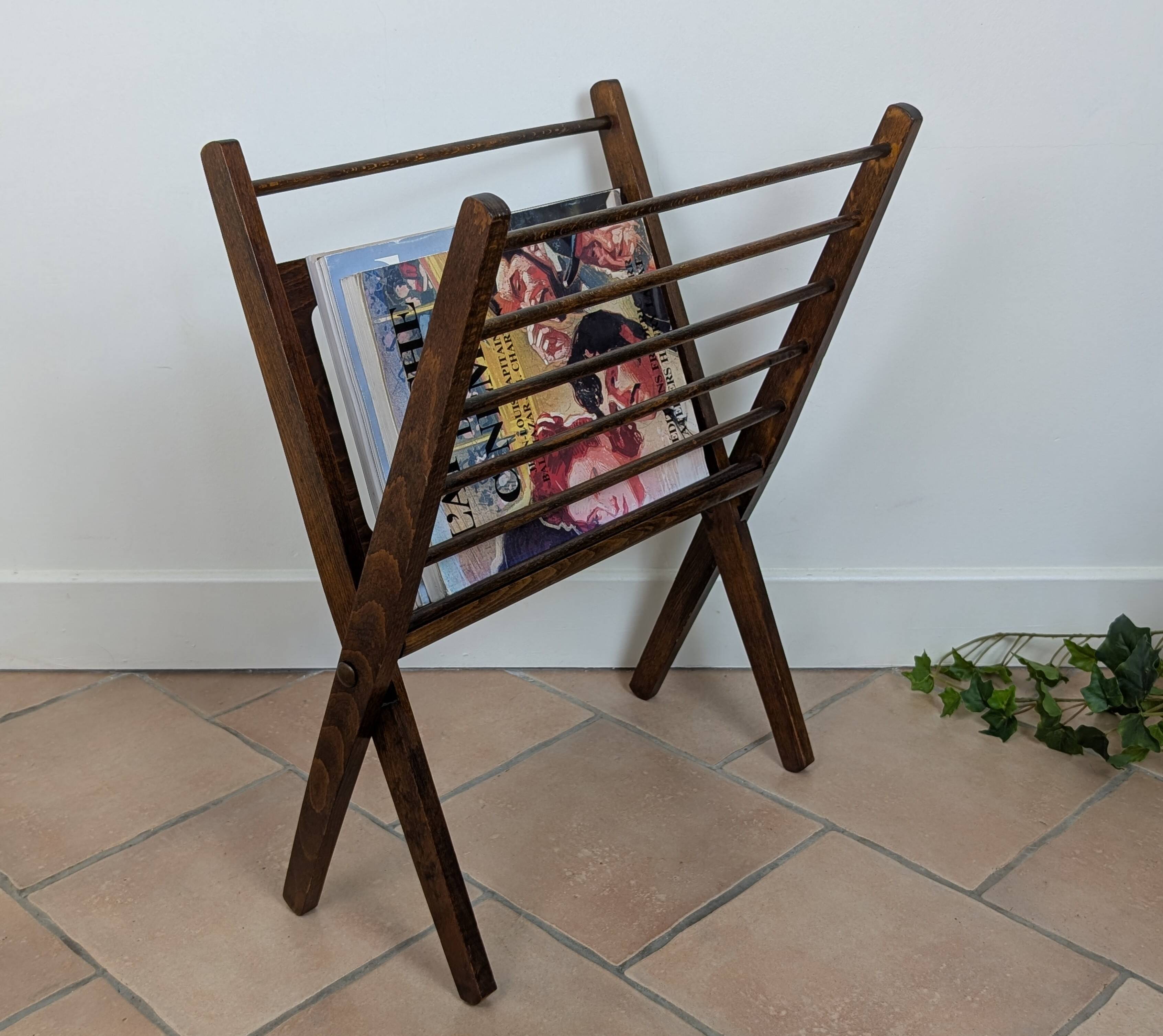 Braakman magazine rack