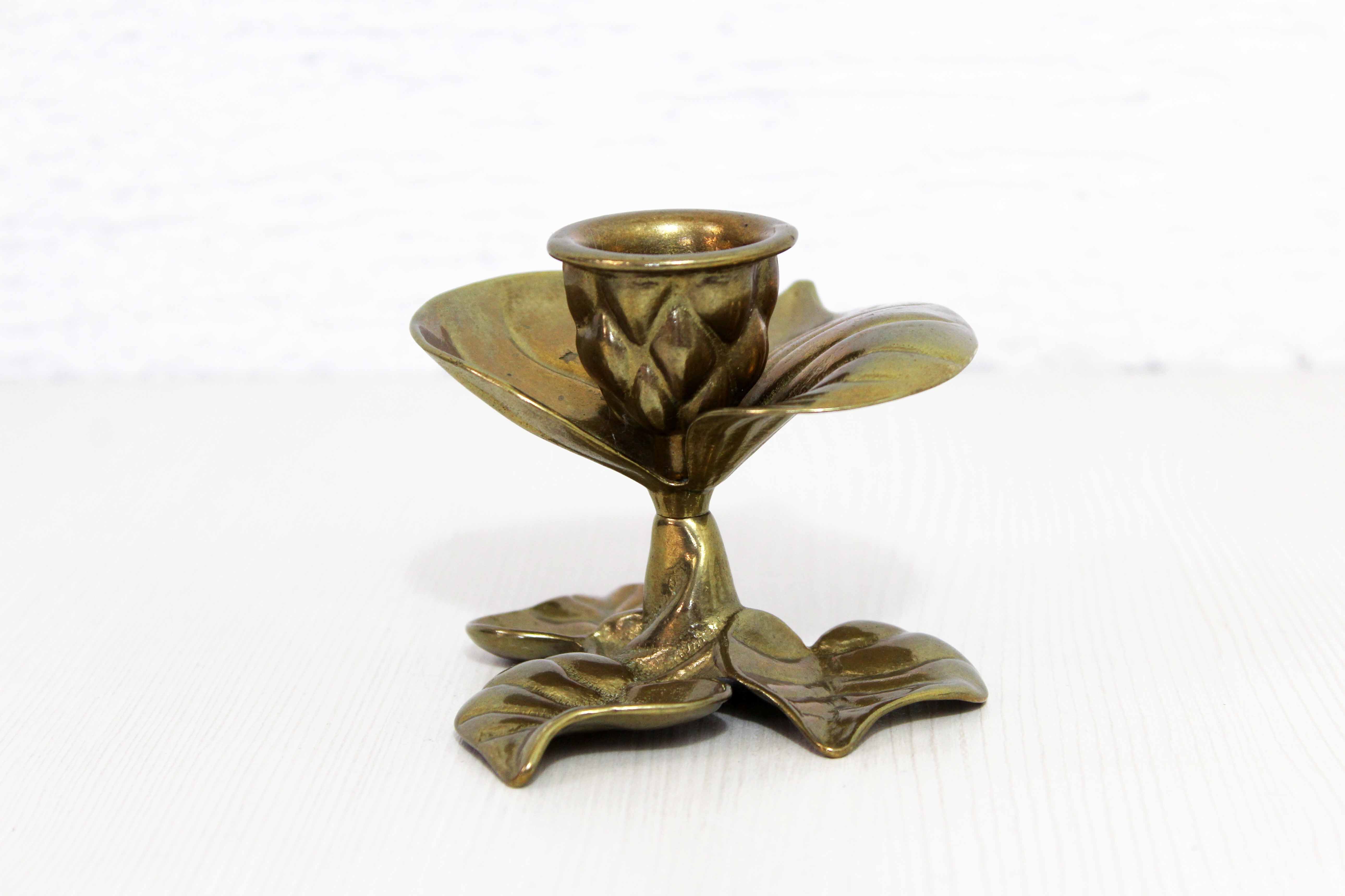 Brass leaf candle holder