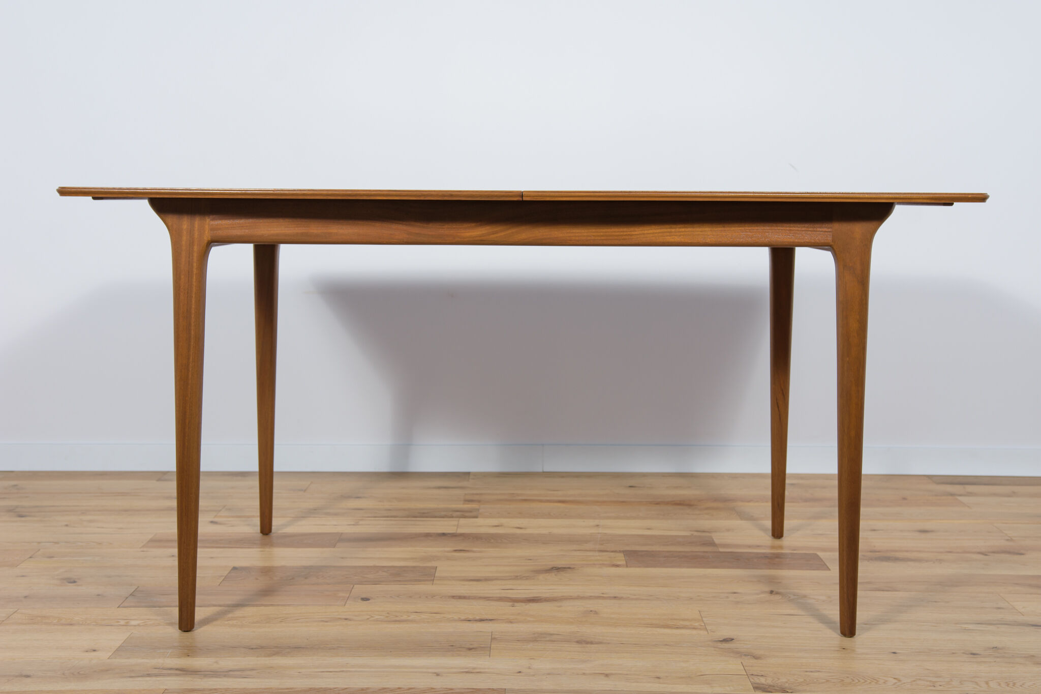 Mid-century teak extendable dining table from Mcintosh, 1960s
