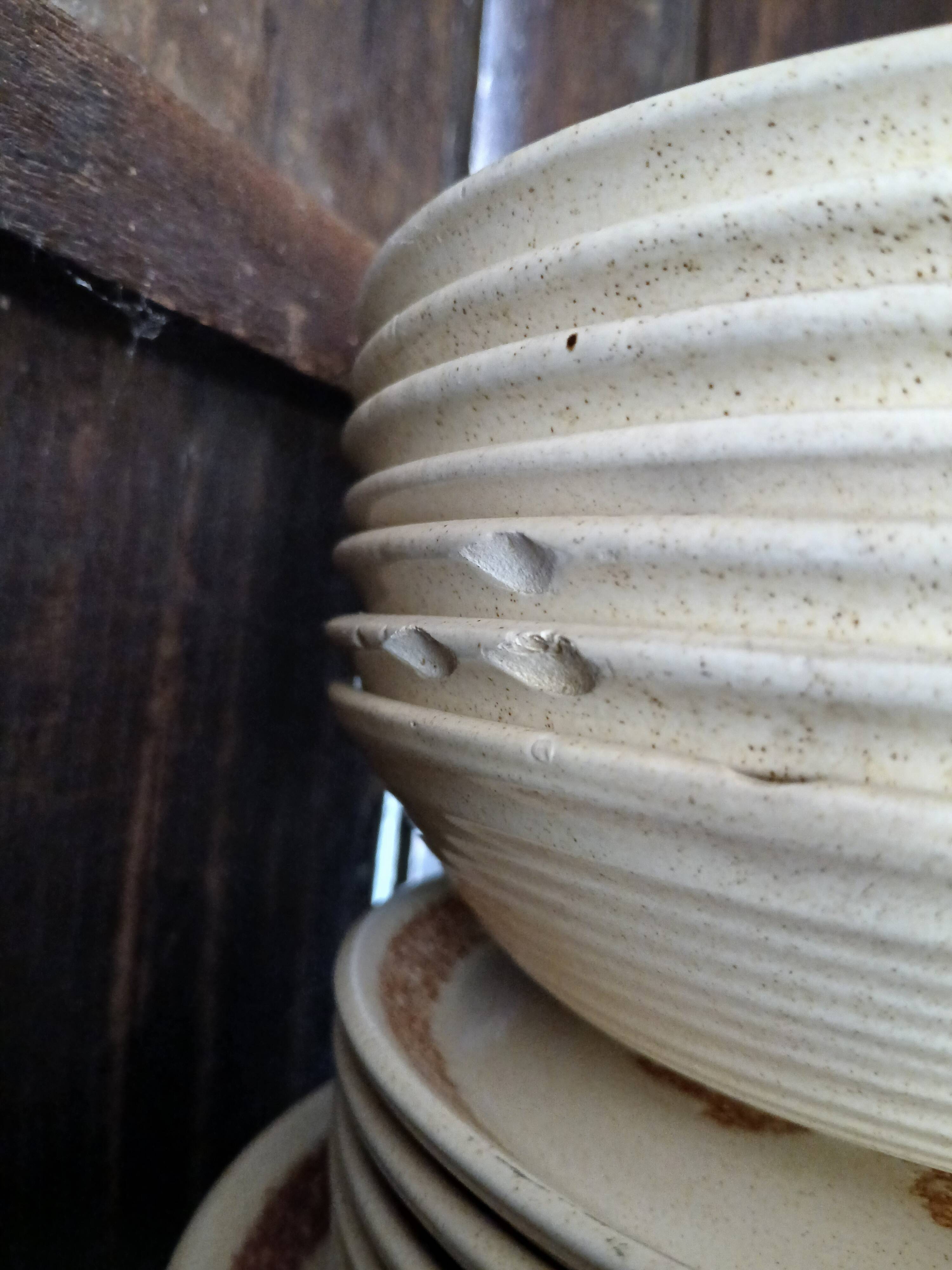 Set of 19 stoneware plates