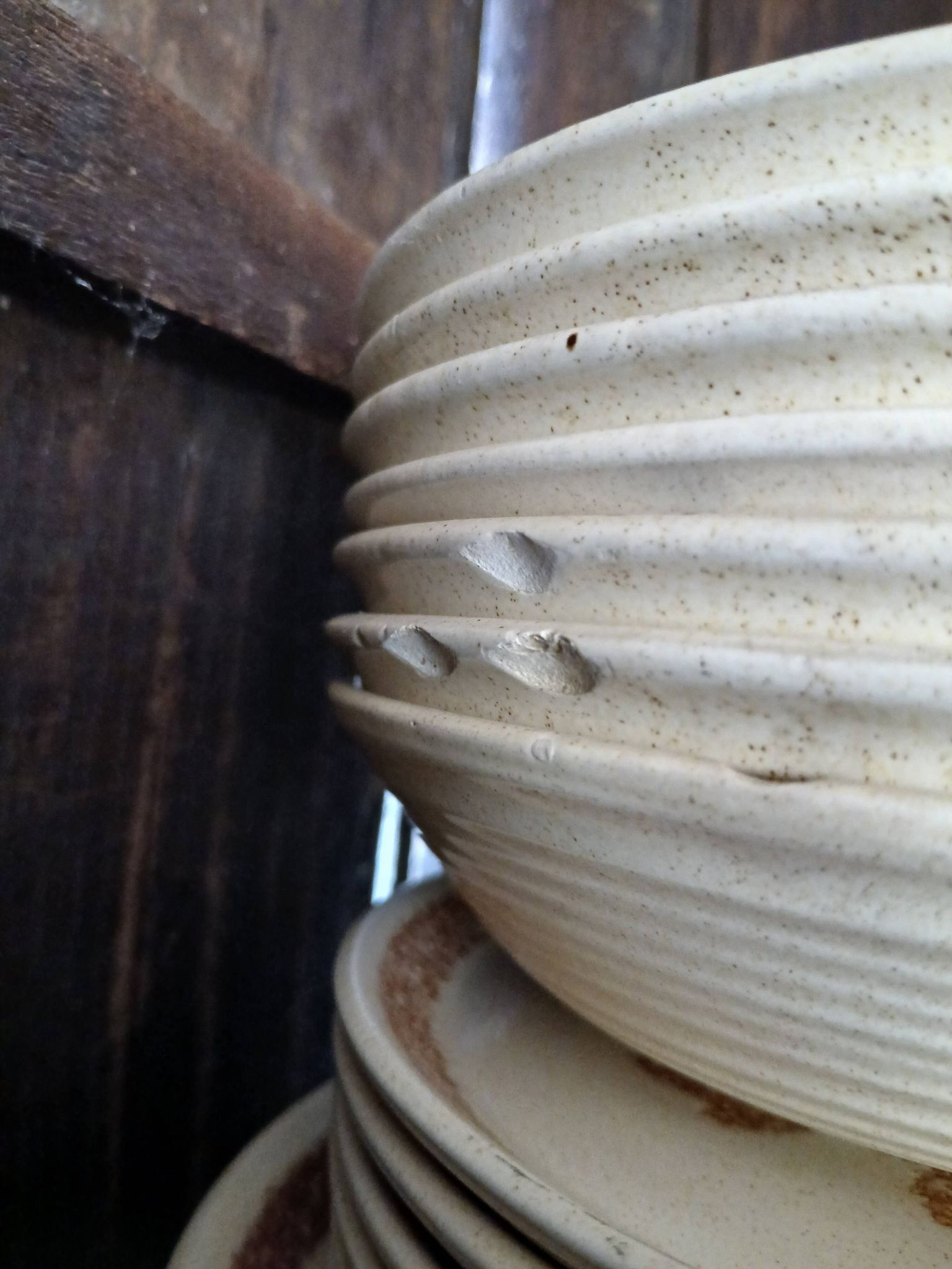 Set of 19 stoneware plates
