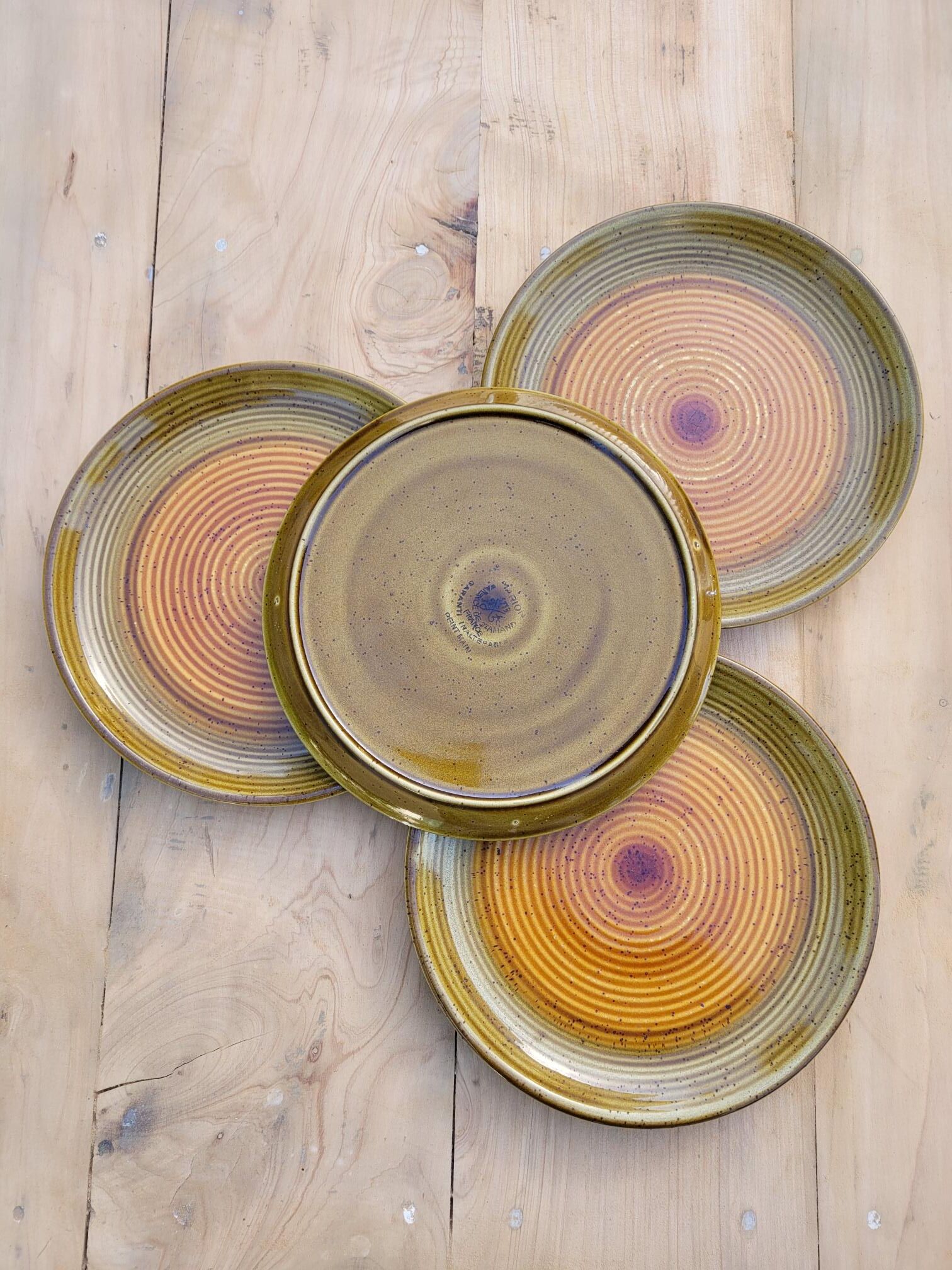 Plates Saint Amand
