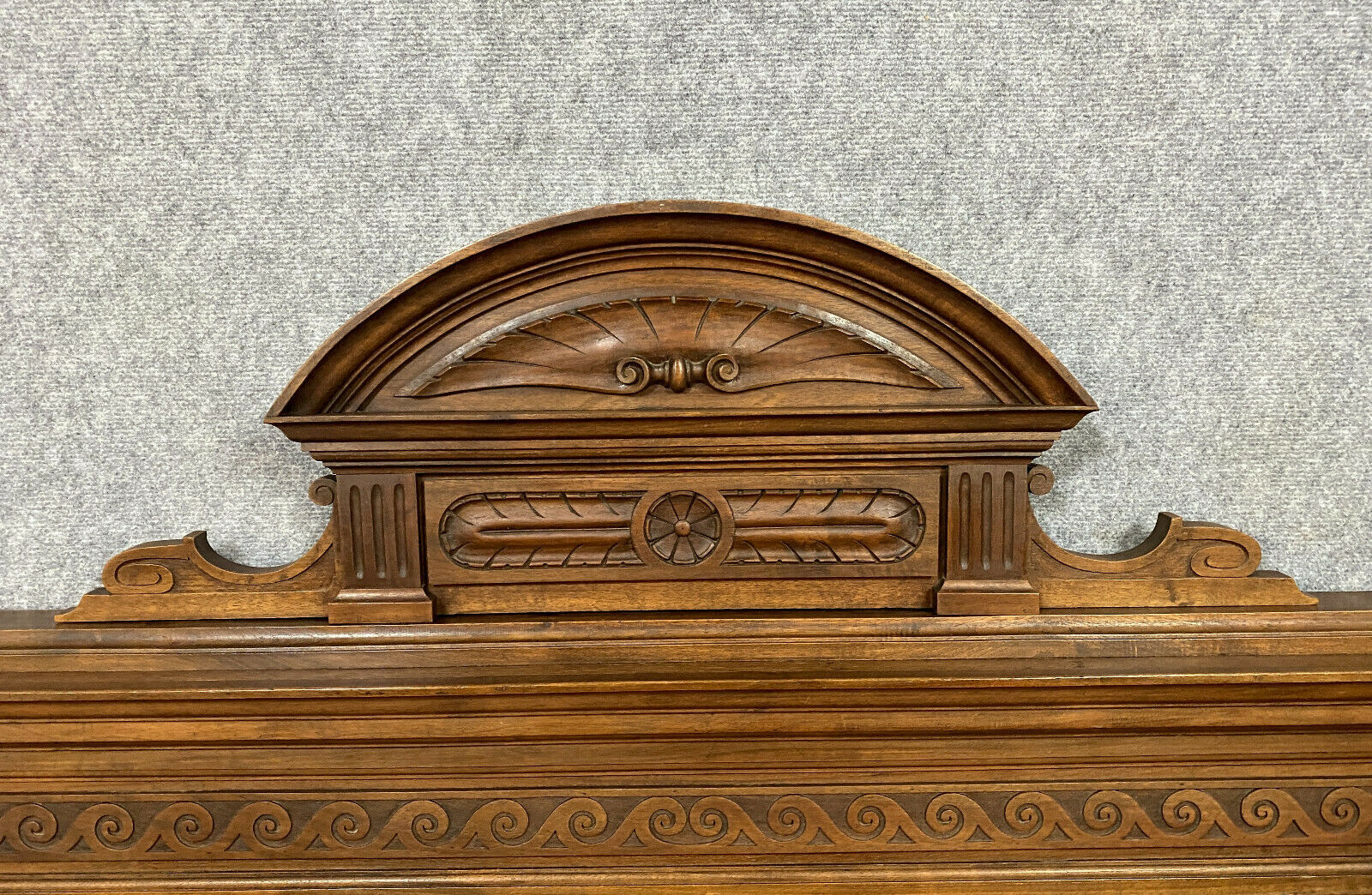 Louis XVI bed from center in walnut and bramble around 1850