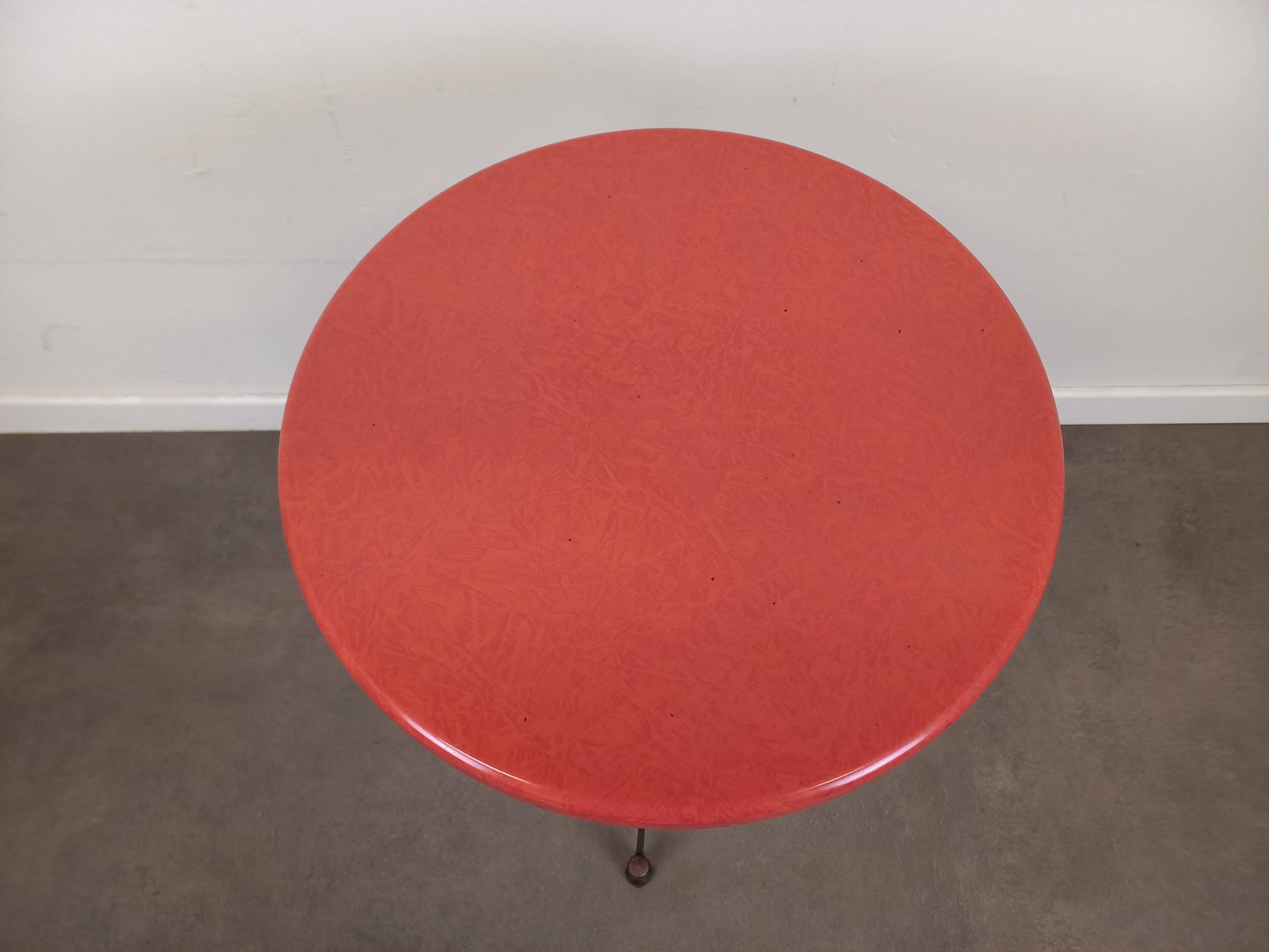 1950s Parisian bistro pedestal table