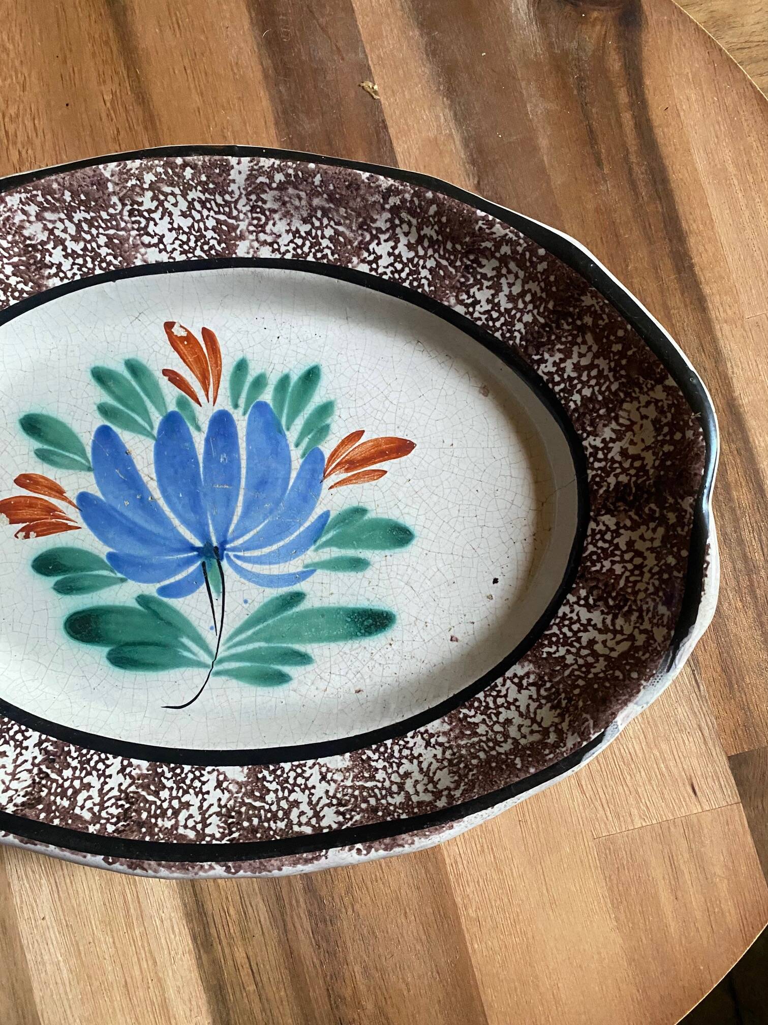 Ceramic plate, antique late 19th - early 20th century, known as "Cul-noir" from Normandy.