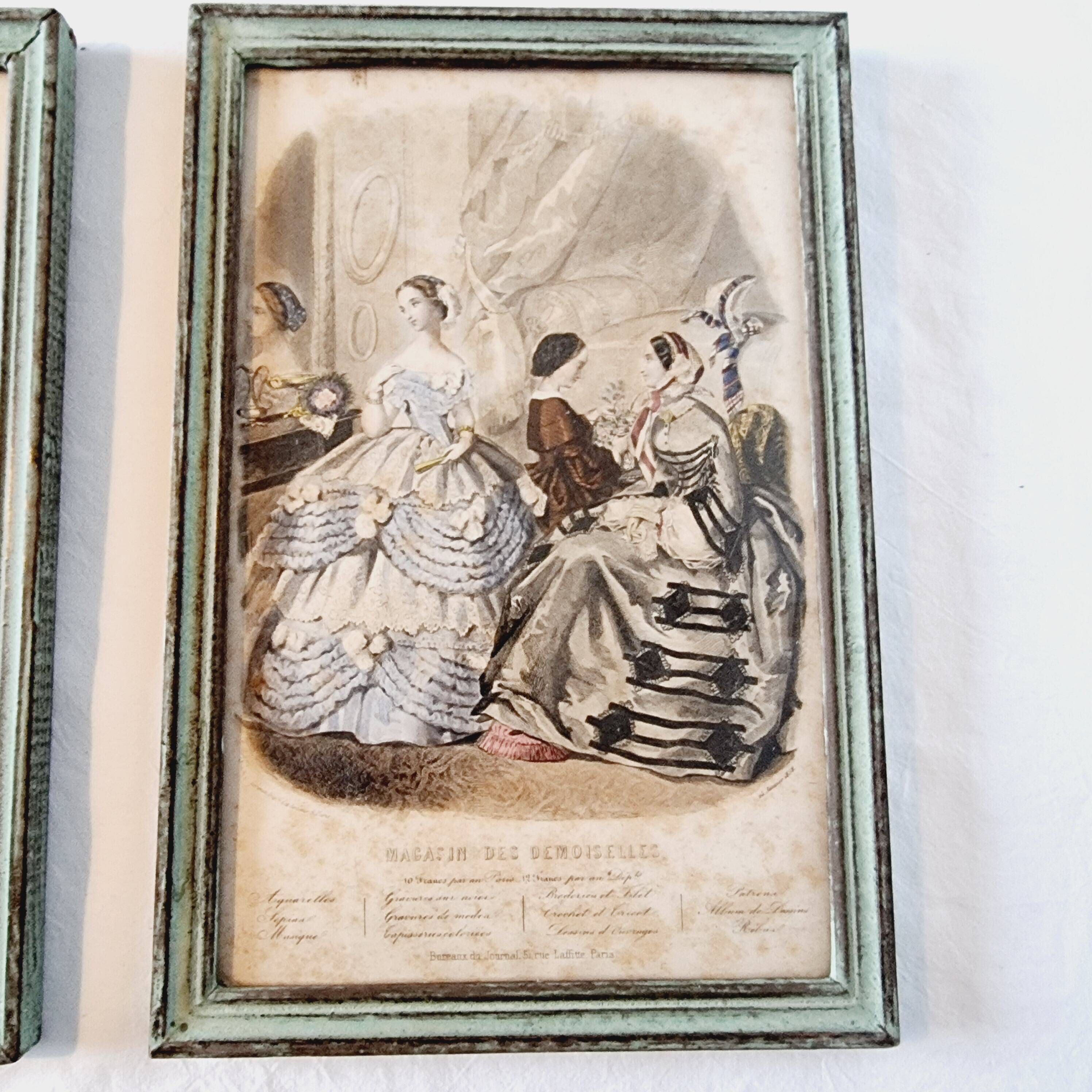 Lot de 4 tableaux avec gravures de mode originales de la fin du 19ème siècle