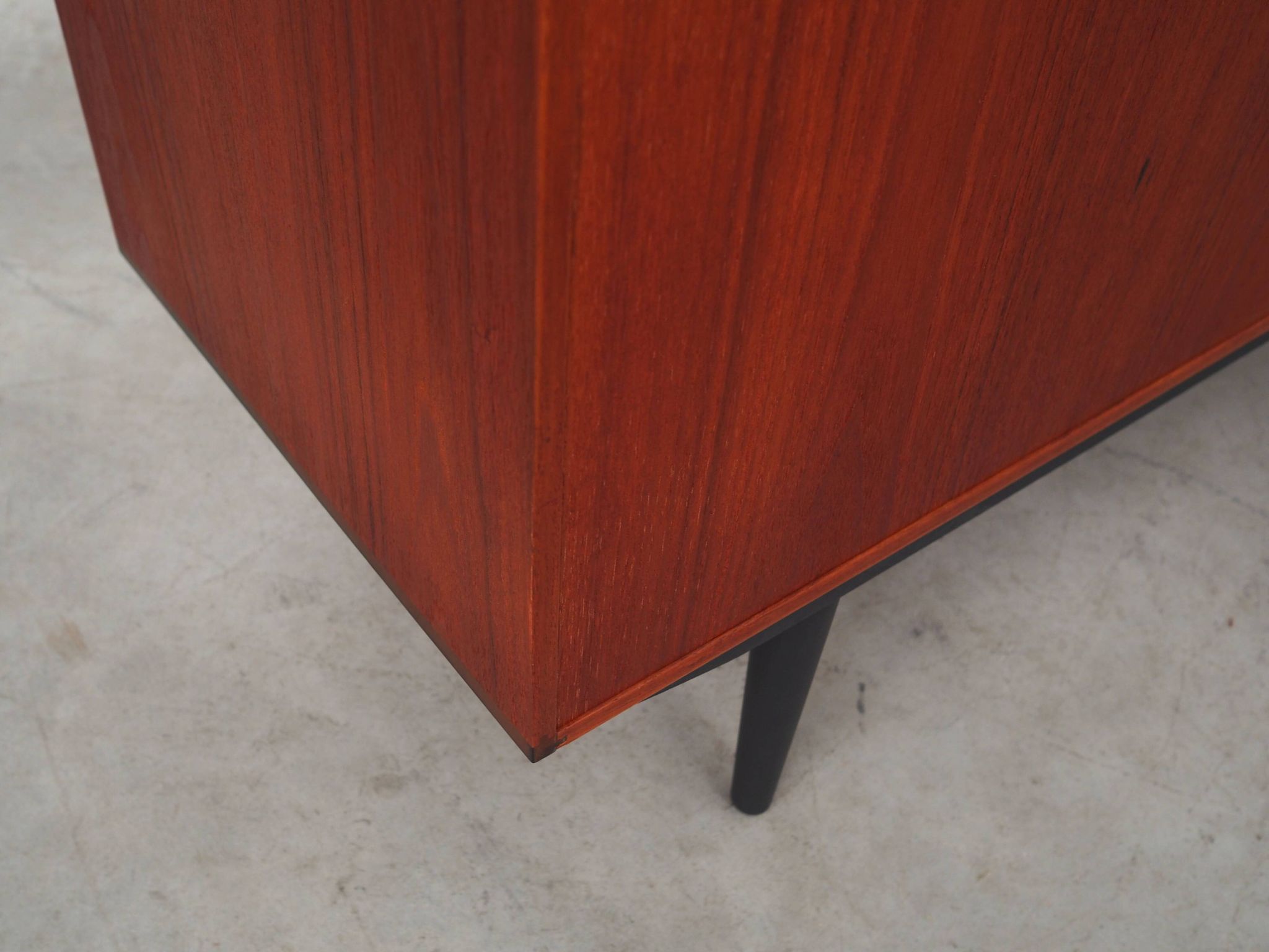 Meuble en teck, design danois, années 1960, production : Danemark