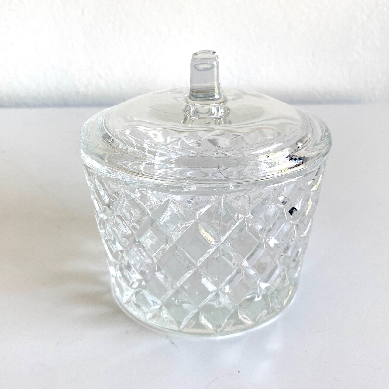 Bol de sucre en verre pressé