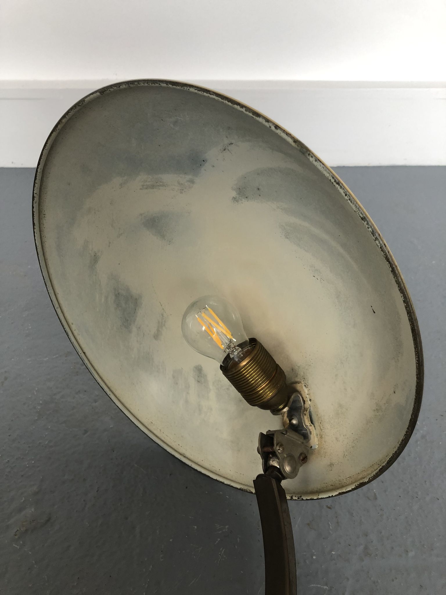 Brass bauhaus desk lamp 6751 by christian dell for kaiser leuchten, 1930s