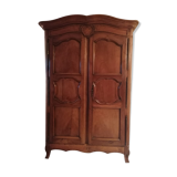 Armoire en noyer Louis XIV du 18 siècle