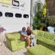 Canapé modulable en velours vert vintage Laauser