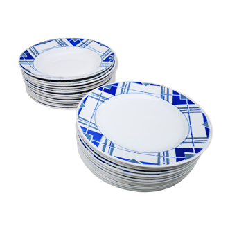 Ceramic service, Art Deco. 28 pieces.