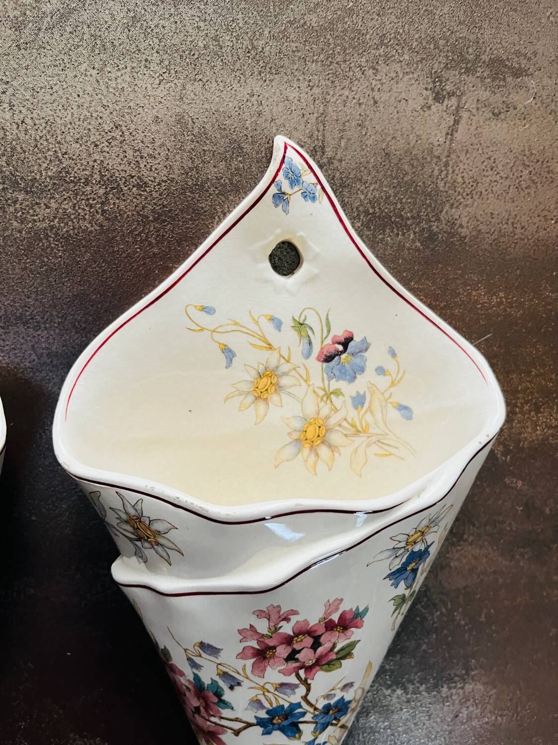 Pair of large bouquet vases, earthenware from Sarreguemines, Righi model.