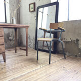 Master chair with armrests