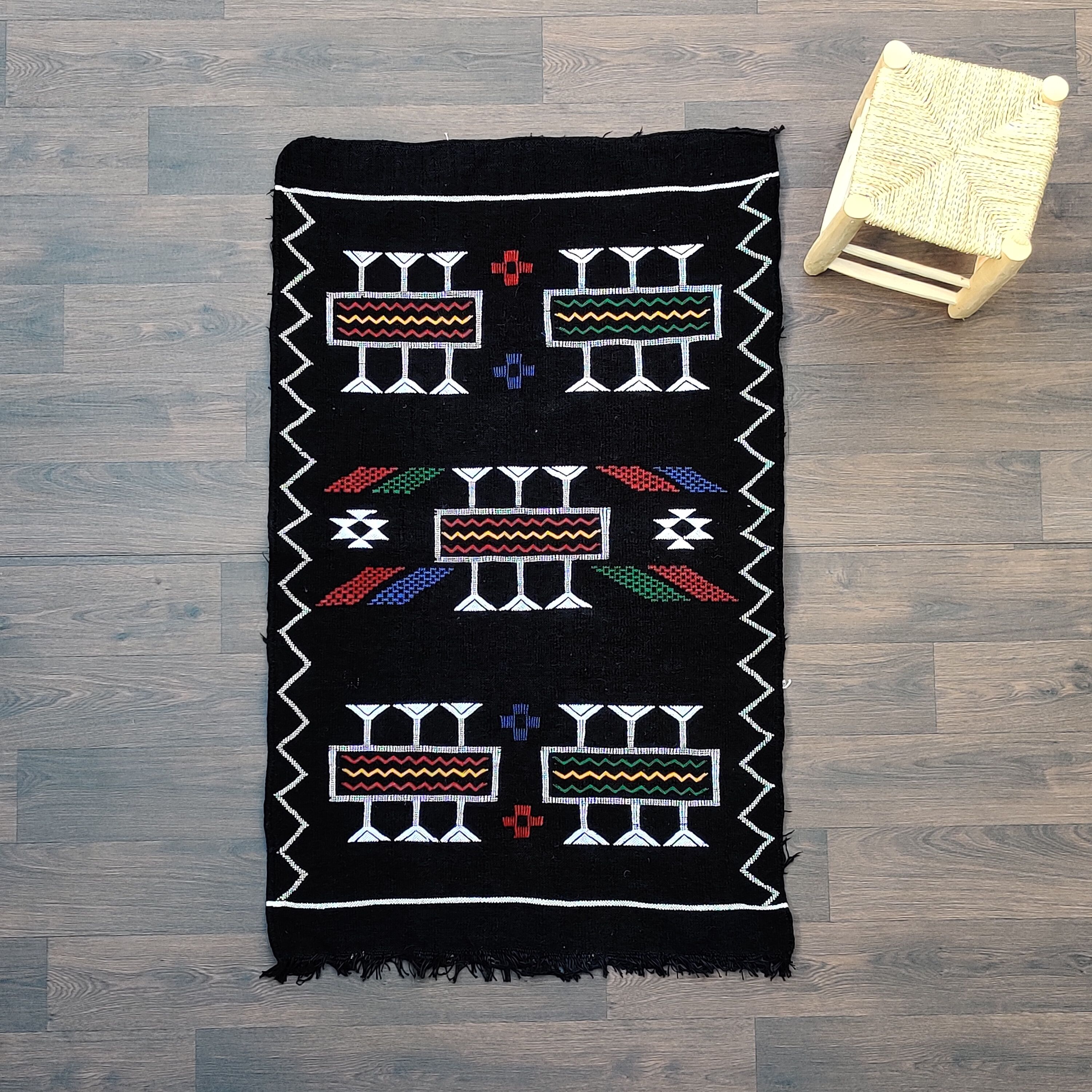 Moroccan berber carpet handmade ethnic black 94x150 cm