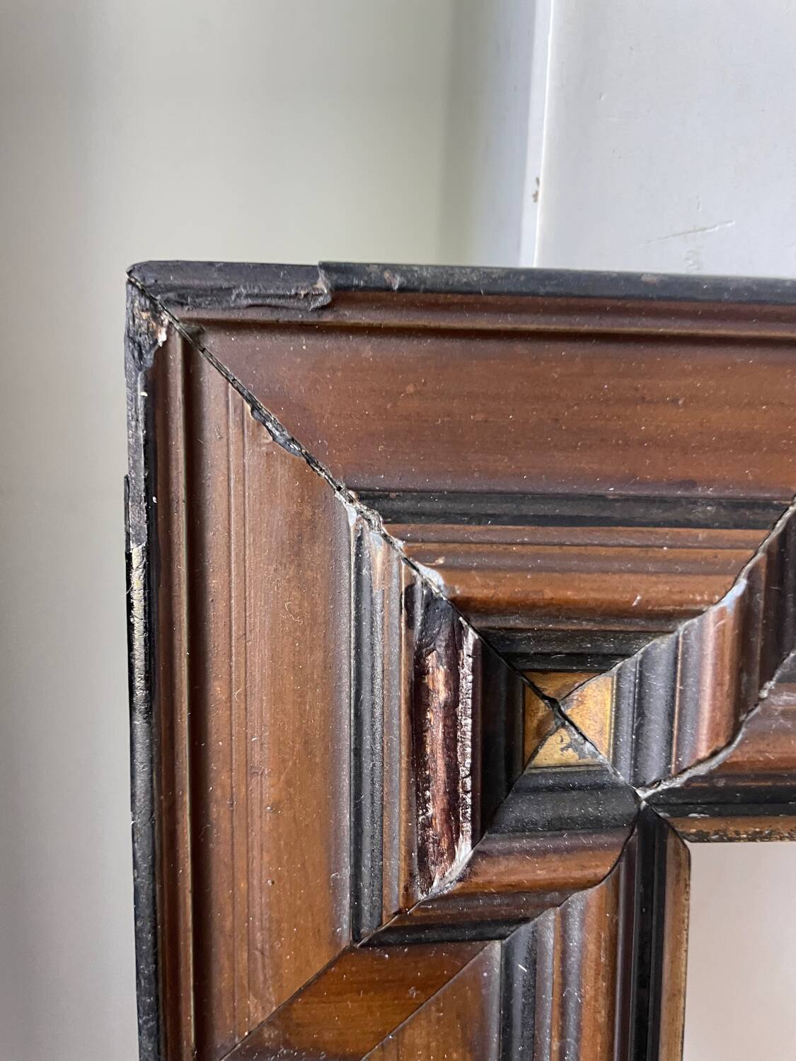 Antique Wooden Frame 40.5 cm x 35.5 cm