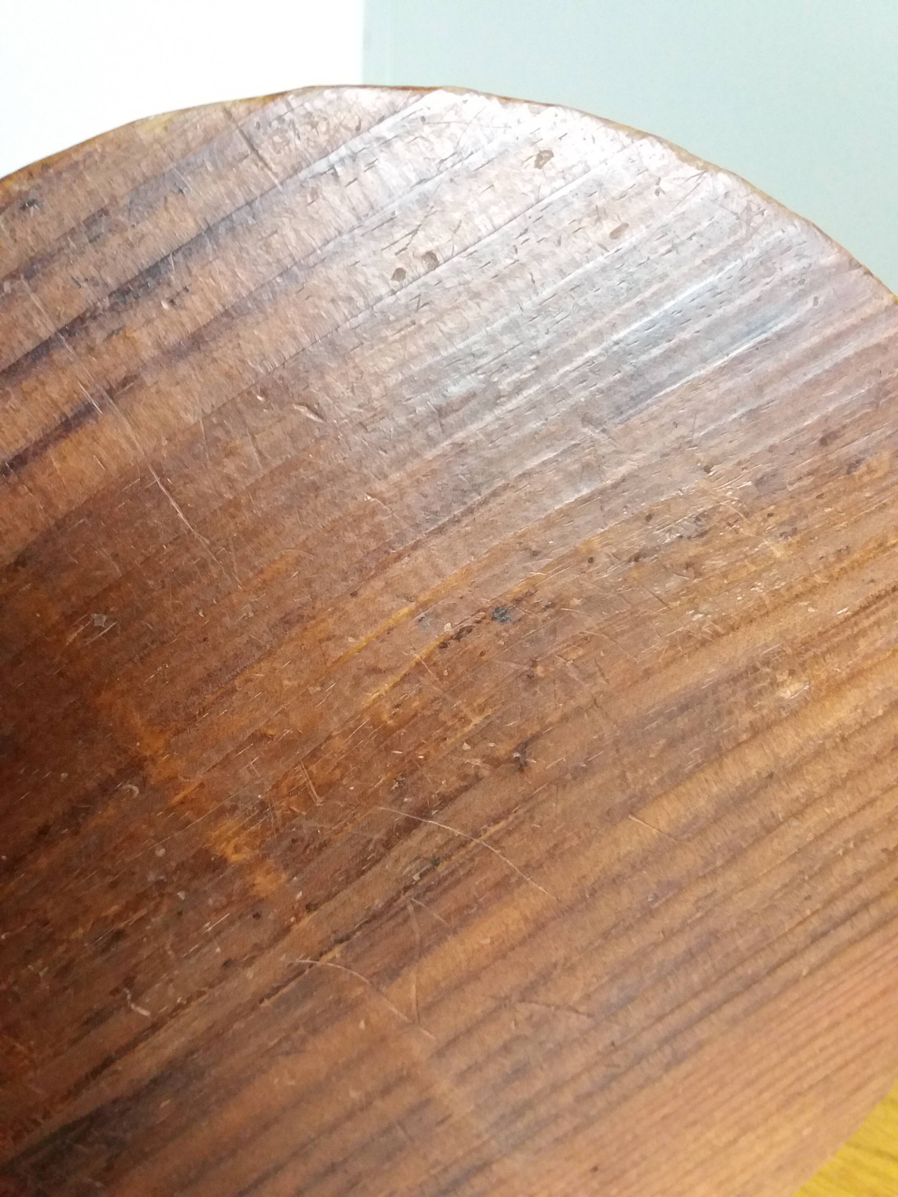 Tripod pencil leg stool