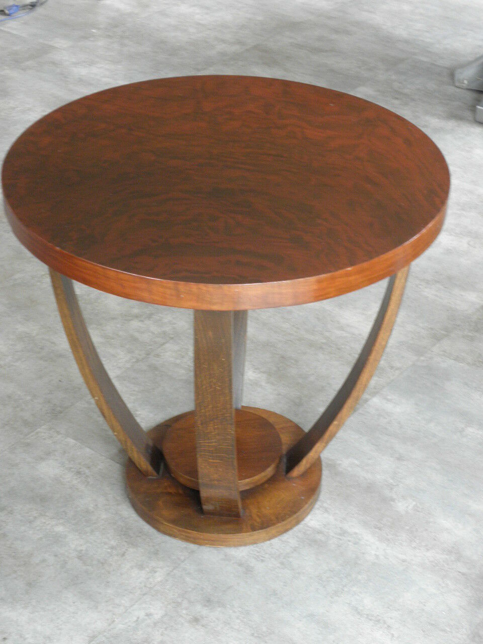 Table basse en bois art déco