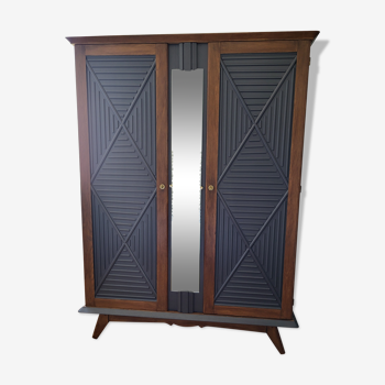 Armoire vintage