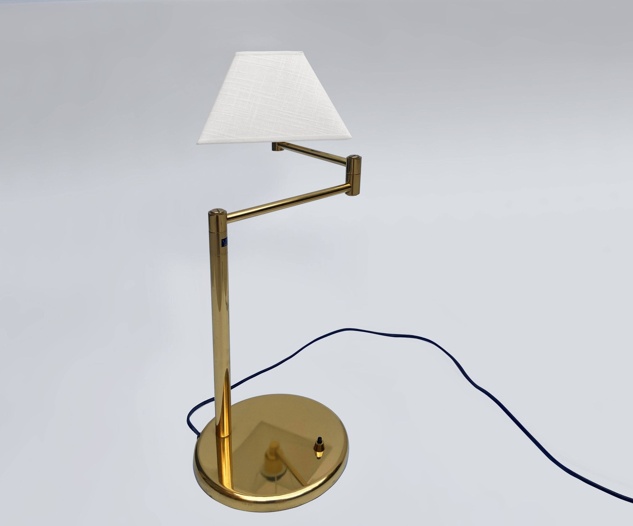 Vibia Swing table lamp