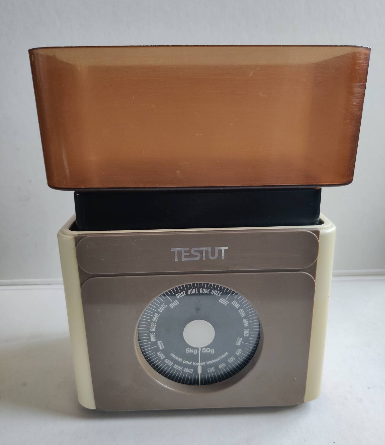 Beige testut scale 5 kg 70's
