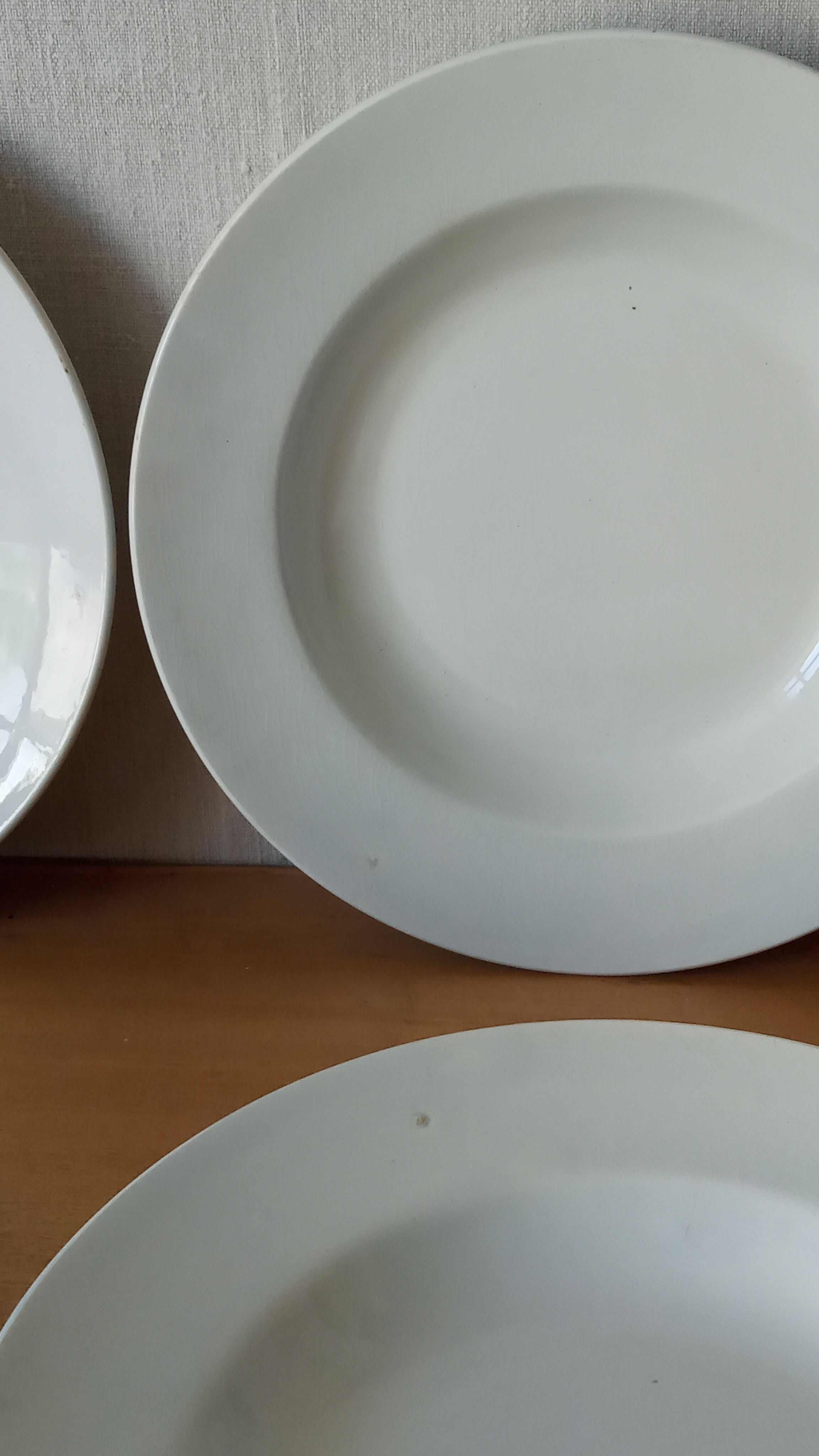 Six hollow plates of St Amand