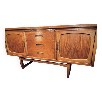 Classic British mid-century teak enfilade, circa 1960s.
