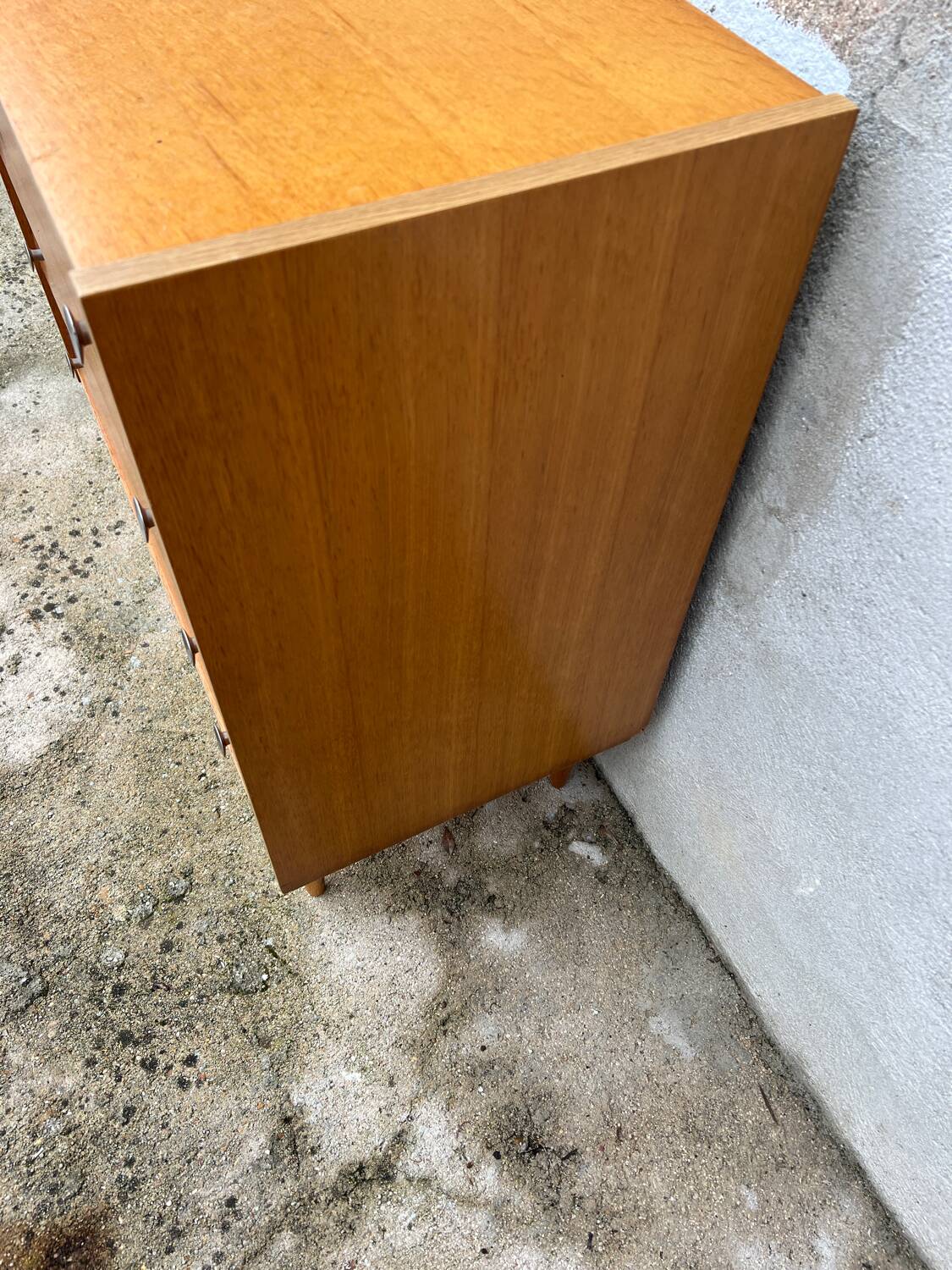 Vintage chest of drawers