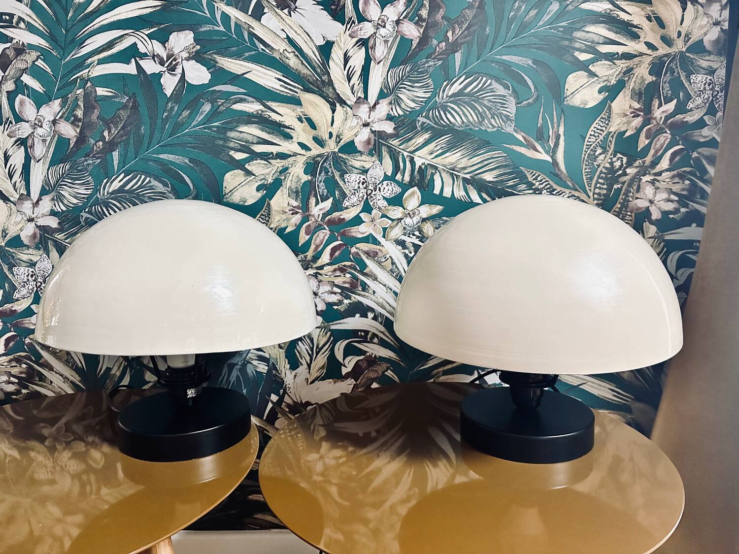Pair of mushroom lamps