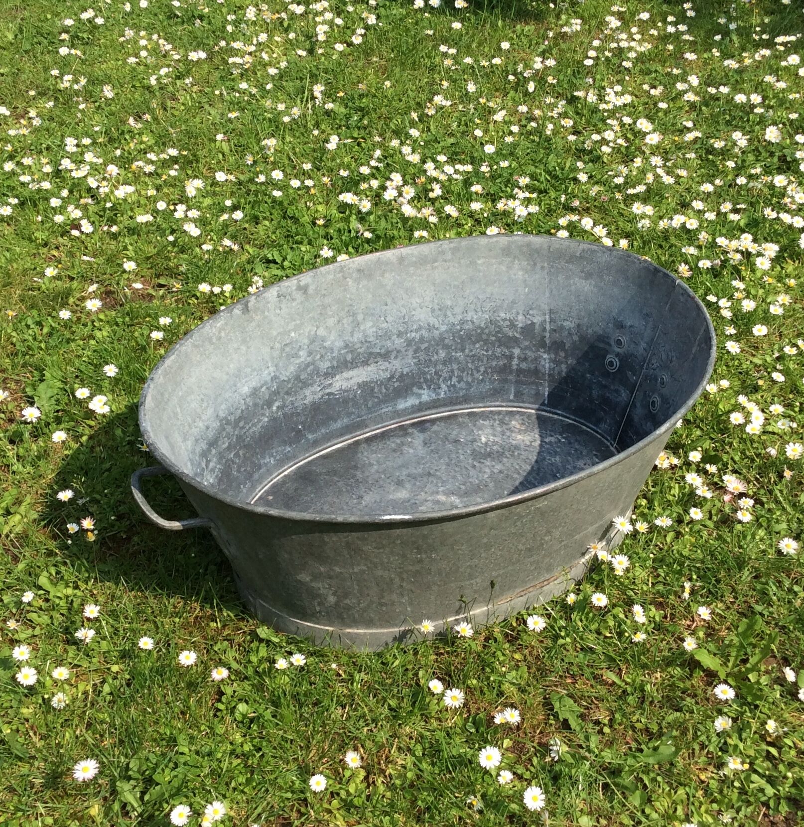 Old zinc basin oval shape with two handles