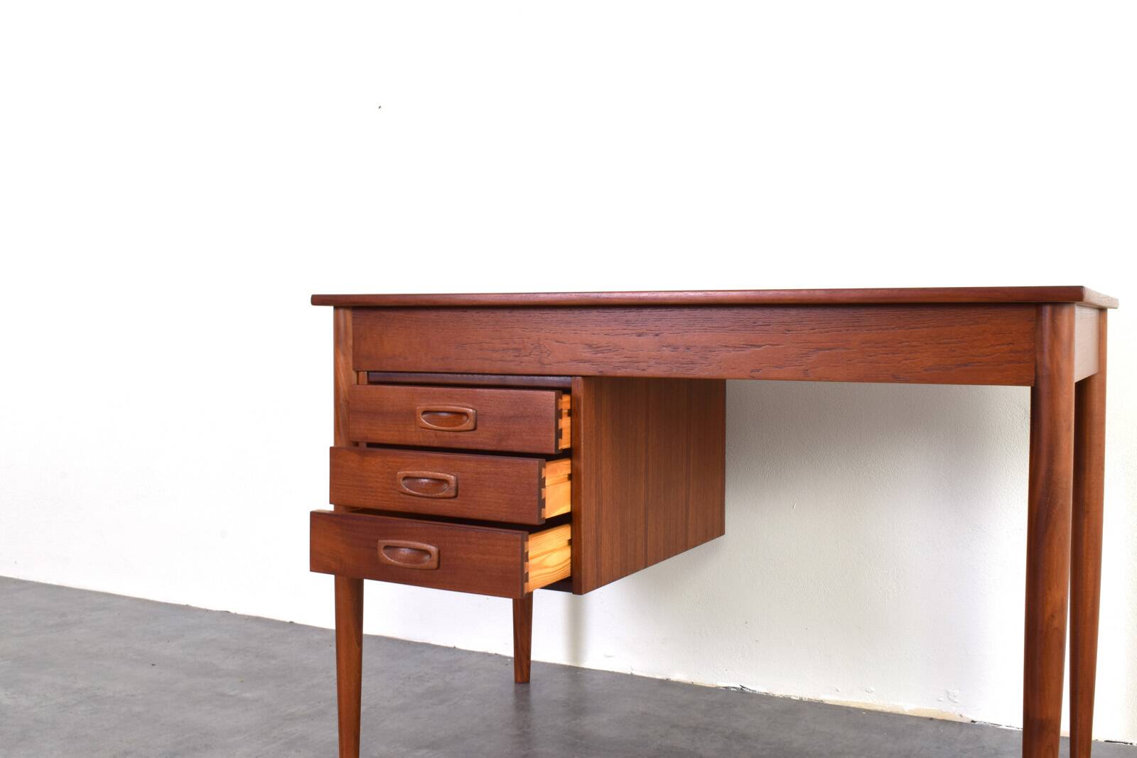 Mid-Century Modern Danish Teak Desk, 1960s