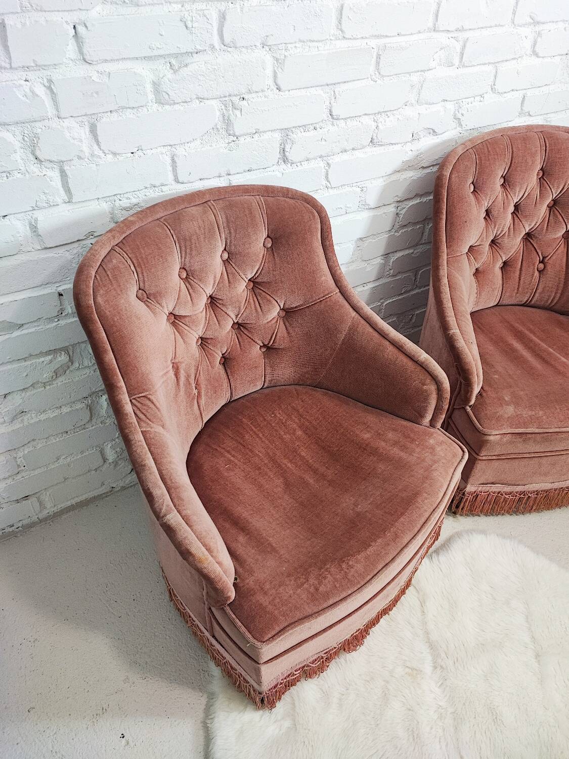 Pink toad armchairs