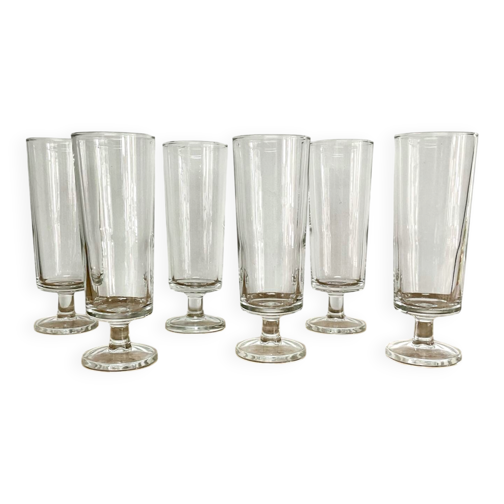 6 vintage Luminarc flutes