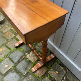 Table de chevet xixeme rustique en noyer