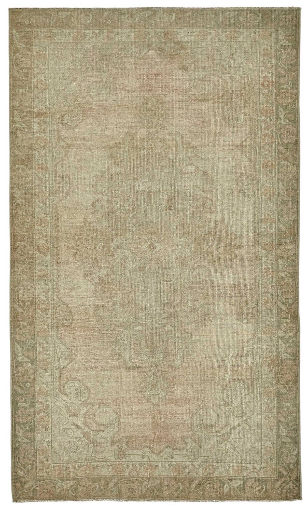 Turkish Vintage Anatolian Rug 119 cm x 197 cm