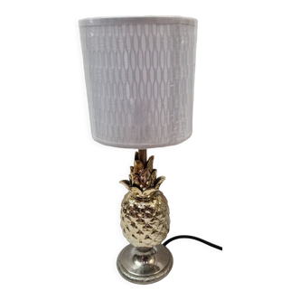 Pineapple lamp