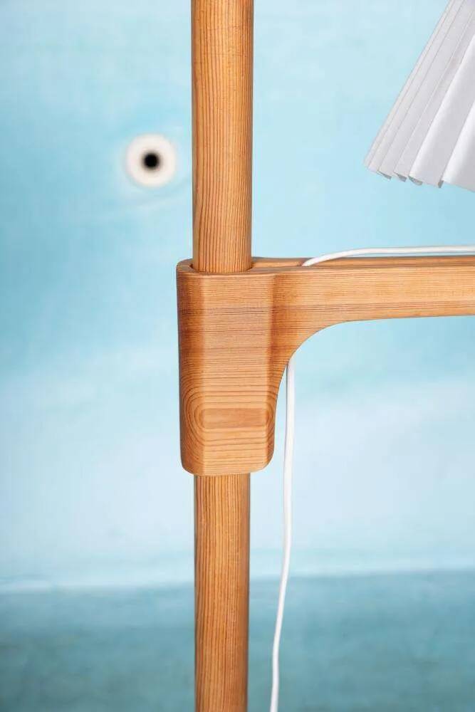 Minimalist Scandinavian floor lamp Carl Malmsten in pine, Sweden