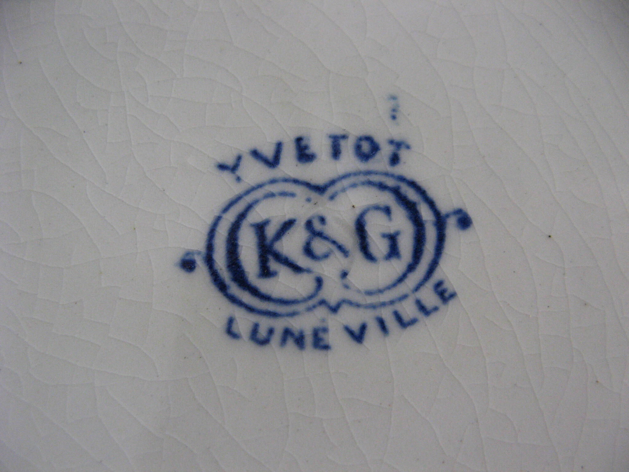 lot 6 old flat plates circa 1900 Faïence K-G Luneville Yvetot