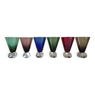 Set of crystal glasses