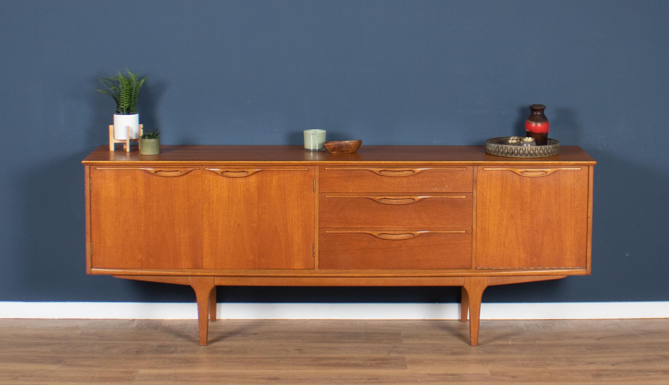 Retro teak 1960s long jentique classic mid century sideboard