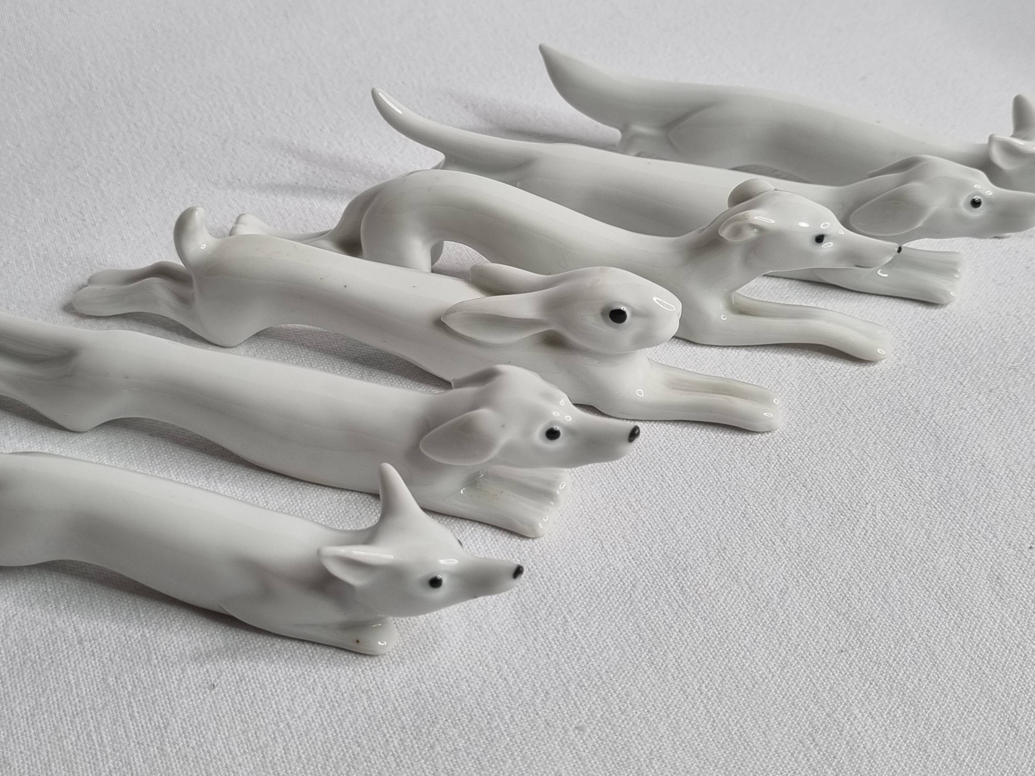 Set of 6 animal-shaped knife holders in German porcelain, Pfeffer Gotha, 13.5 cm