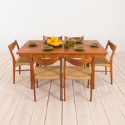 Table à manger extensible en teck avec panneaux cachés, Danemark, années 60