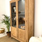 Parisian display cabinet