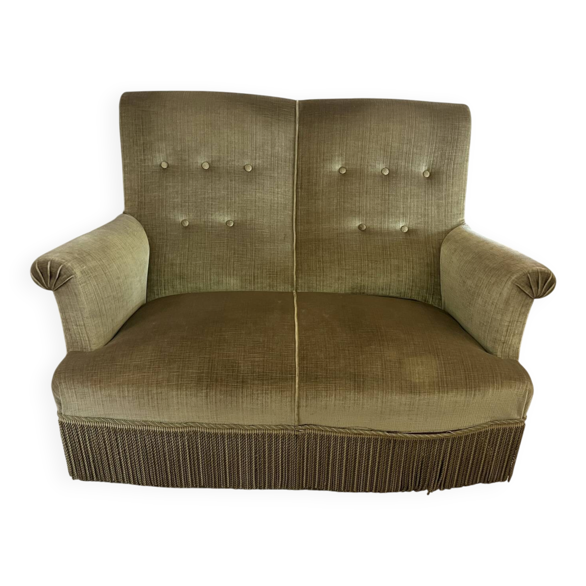 canapé crapaud double vintage en tissu vert olive et passementerie 