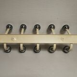 POrte Coats, design of the 70s. ball hooks