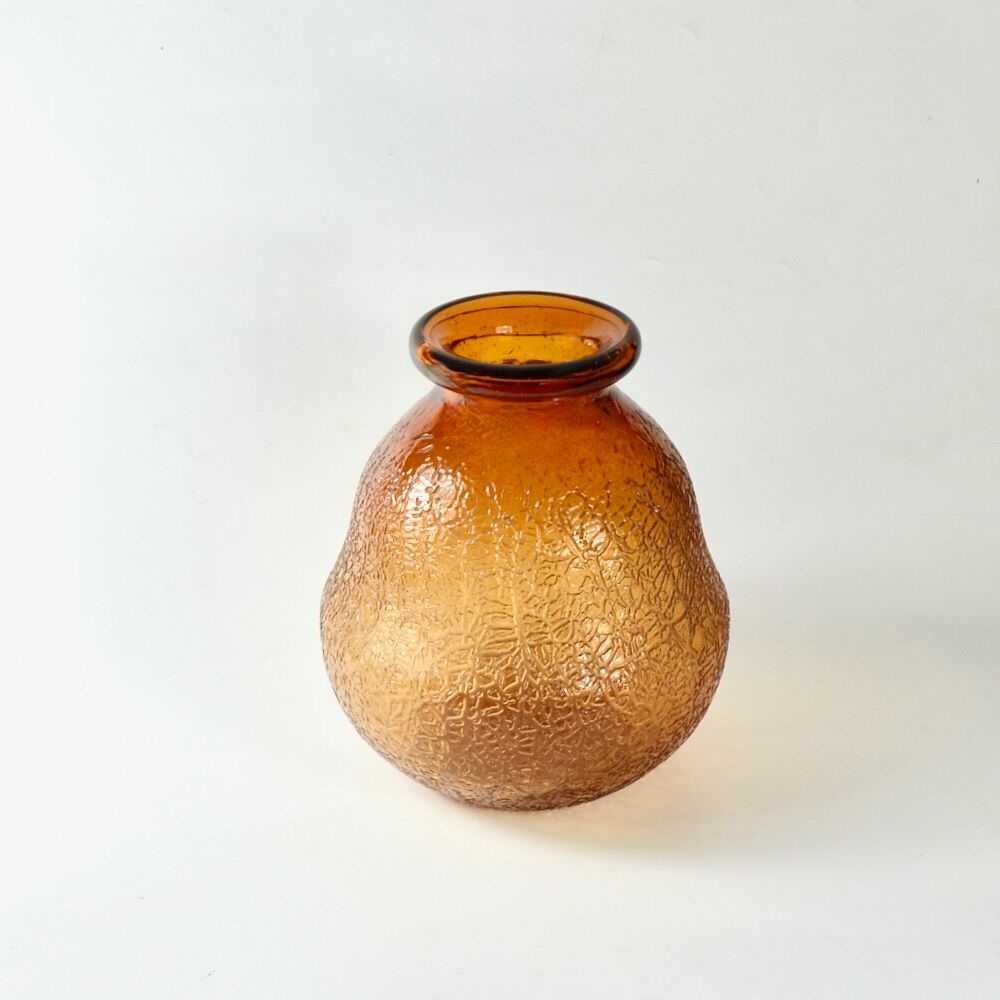 Cracked blown vase