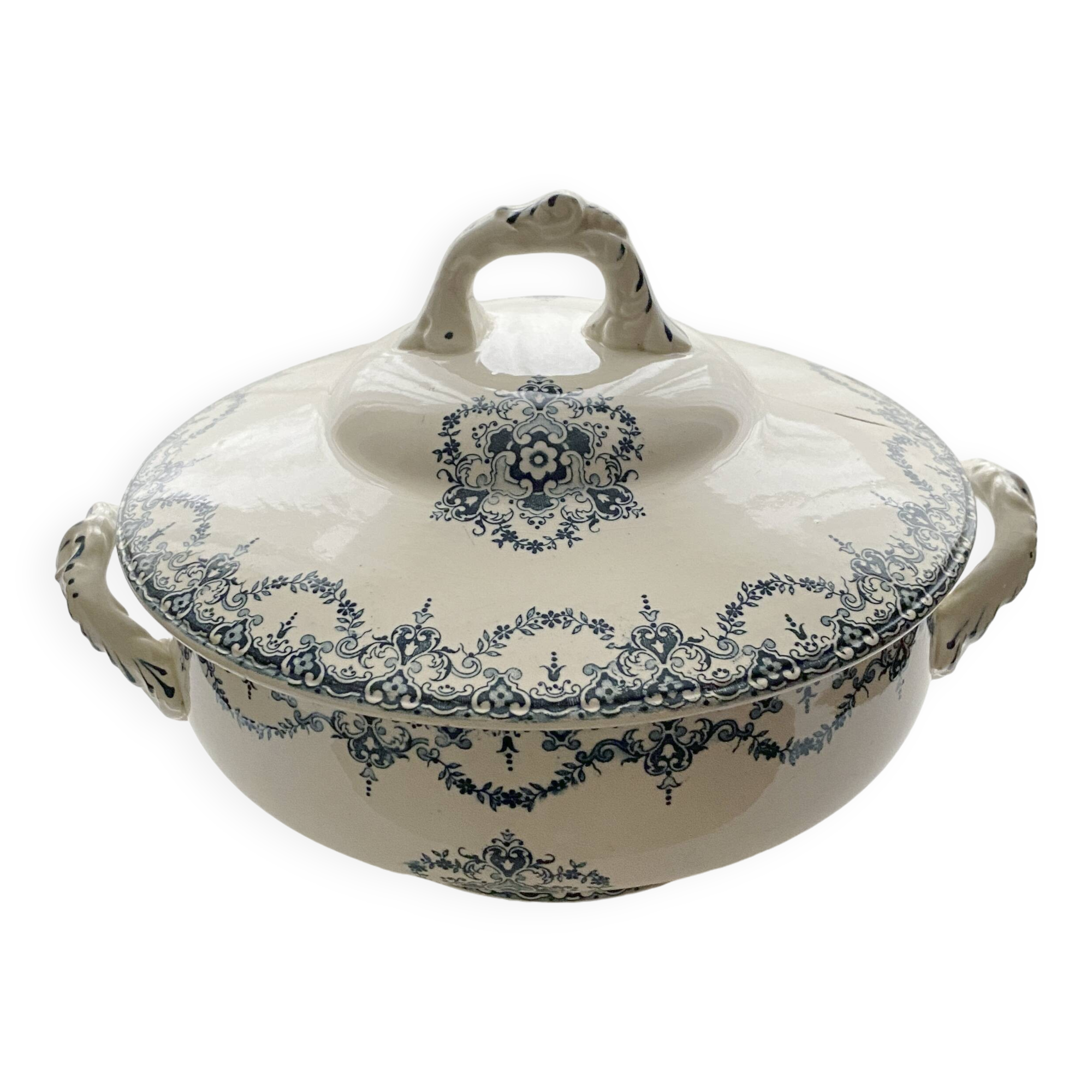 Soup tureen, Iron earth, Excelsior, E. Bourgeois, Late 19th century