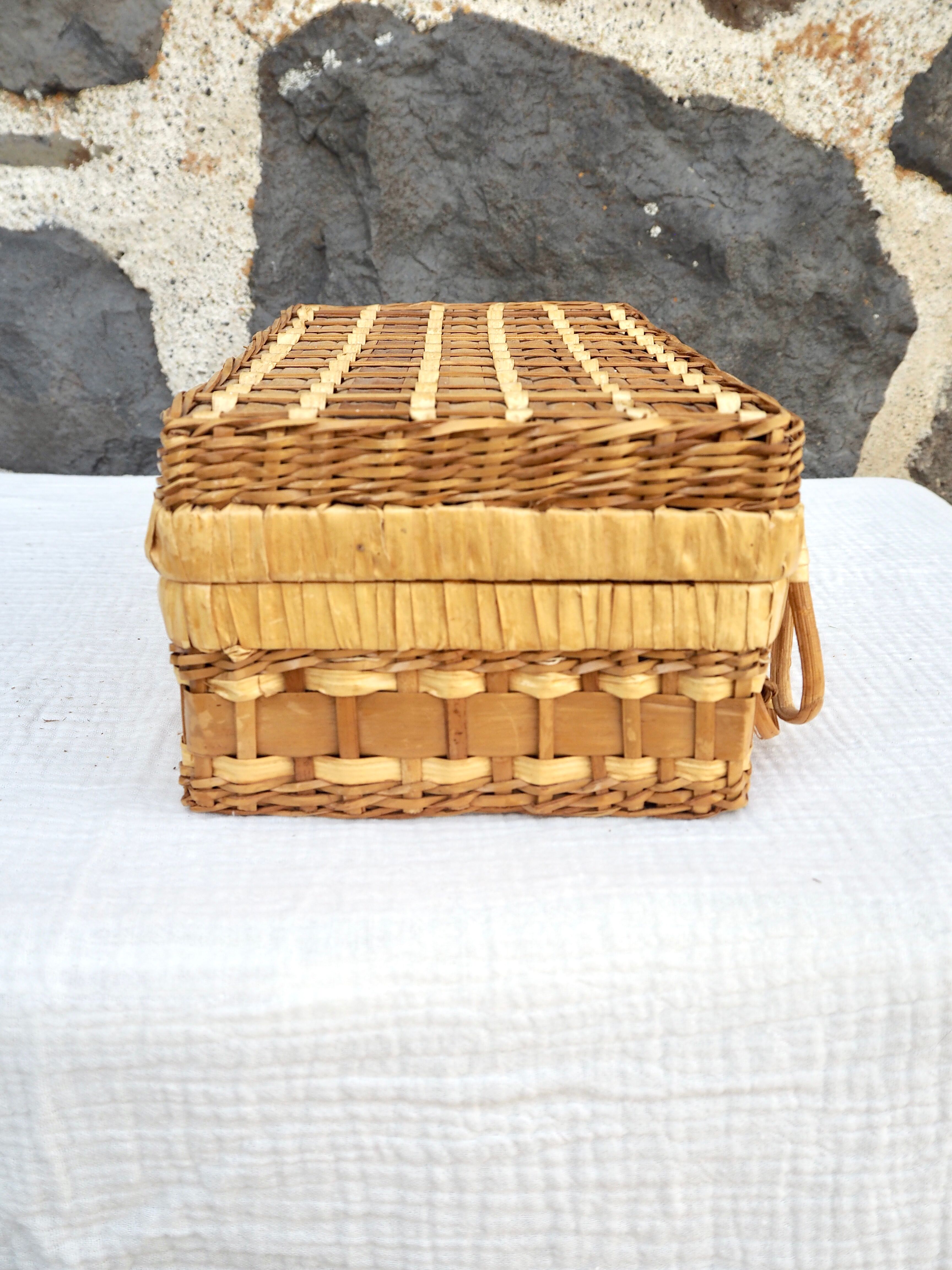 Small rattan case
